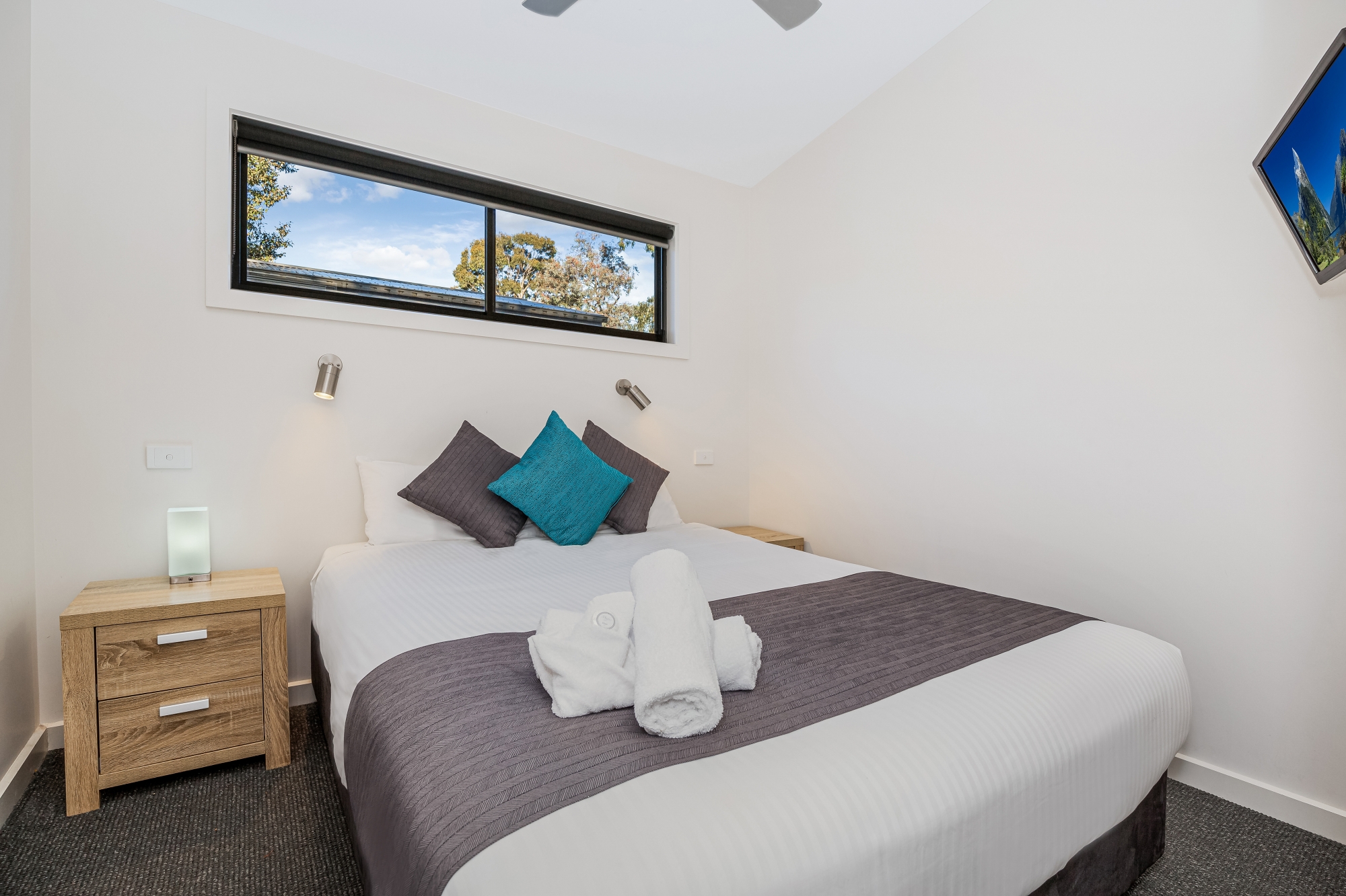 2nd Queen Bedroom